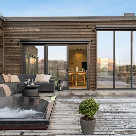 Lyngvaer Horizon - Jacuzzi & Sauna - No 08