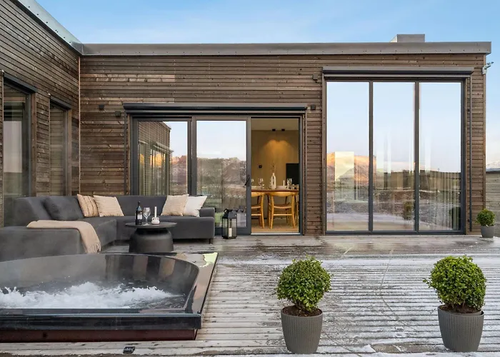 Lyngvaer Horizon - Jacuzzi & Sauna - No 08