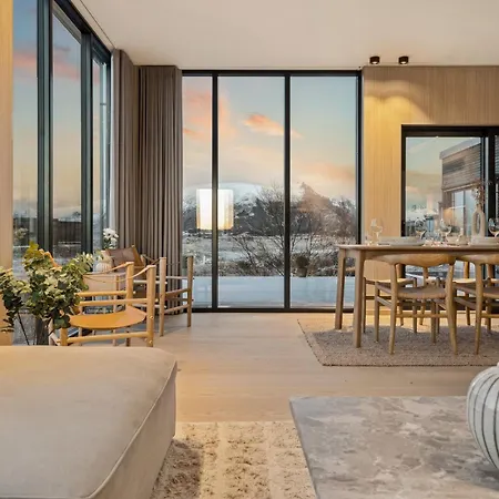 Сasa de vacaciones High-end In Lyngvar Resort, Jacuzzi & Sauna *